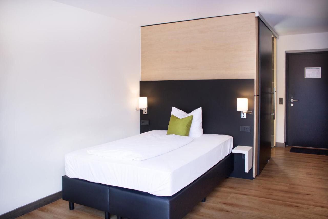 Kf Hotel By Wmm Hotels Kaufbeuren Exterior foto